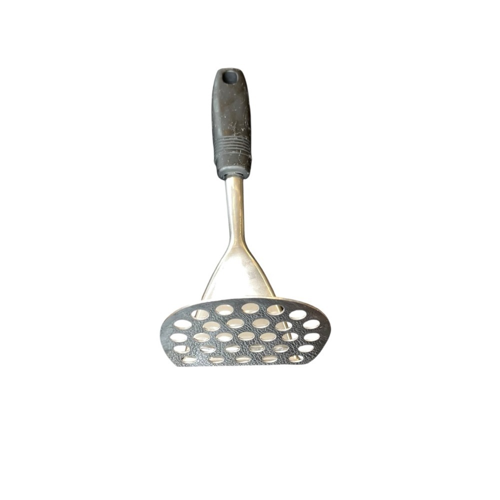 Stainless steel curved potato masher
